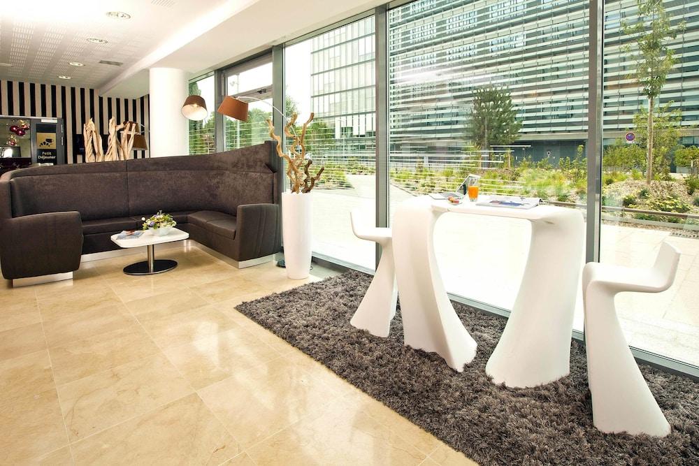 Residhome Paris Issy Les Moulineaux Exteriör bild